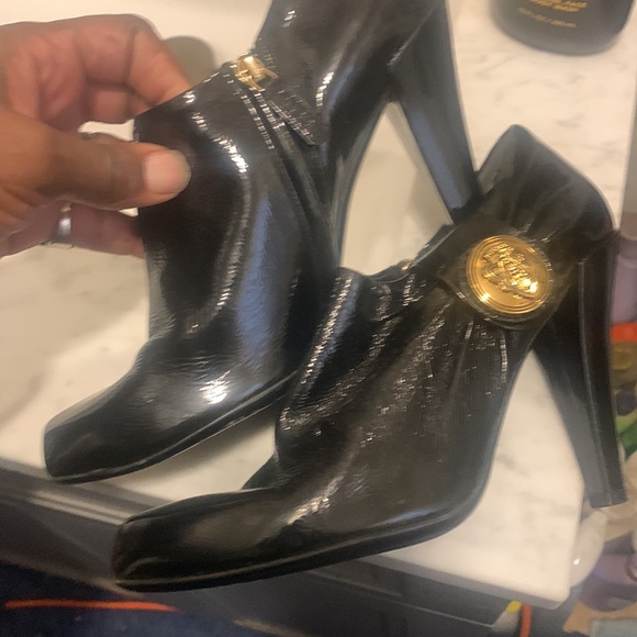 Gucci booties!!! - Picture 9 of 12